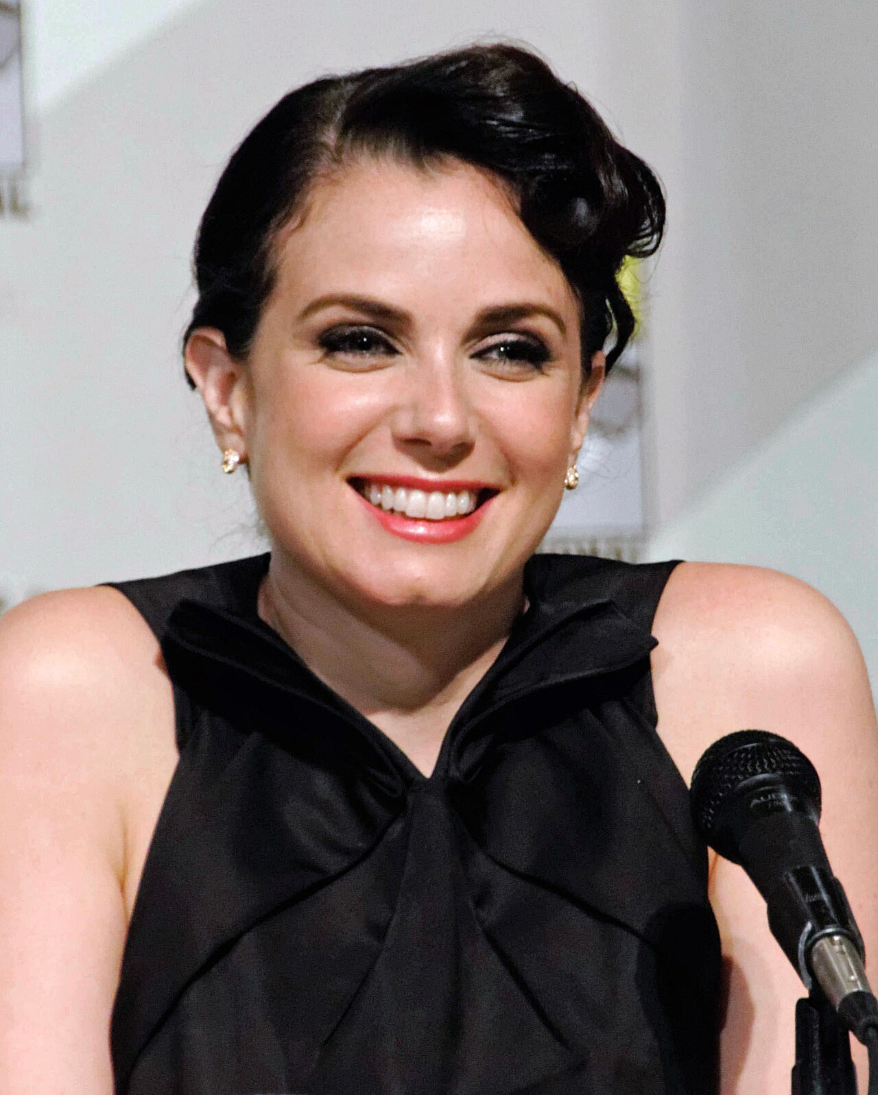 From The L Word to Activism: Mia Kirshner's Net Worth Explained